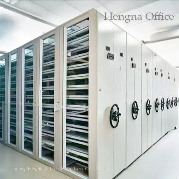 Optimized Warehouse Storage with Compact Shelves